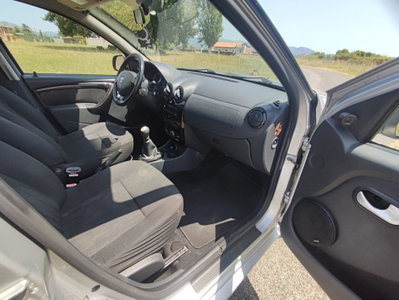 Dacia Duster 1.5 dCi 110CV 4x2 Lauréate (18)