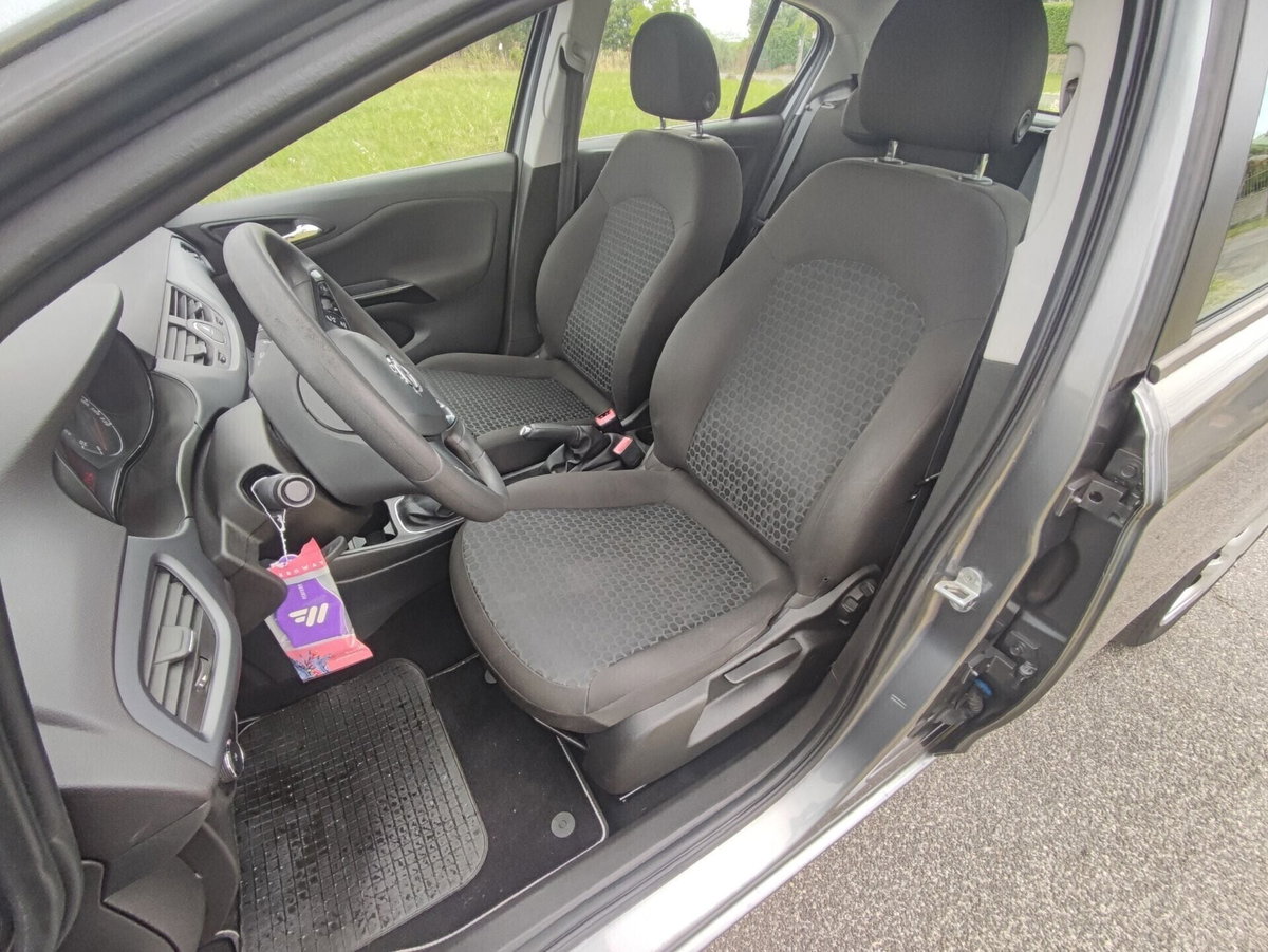 Opel Corsa 1.2 5 porte b-Color (11)