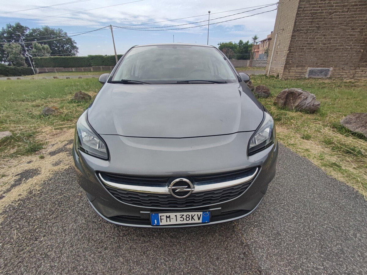 Opel Corsa 1.2 5 porte b-Color (2)