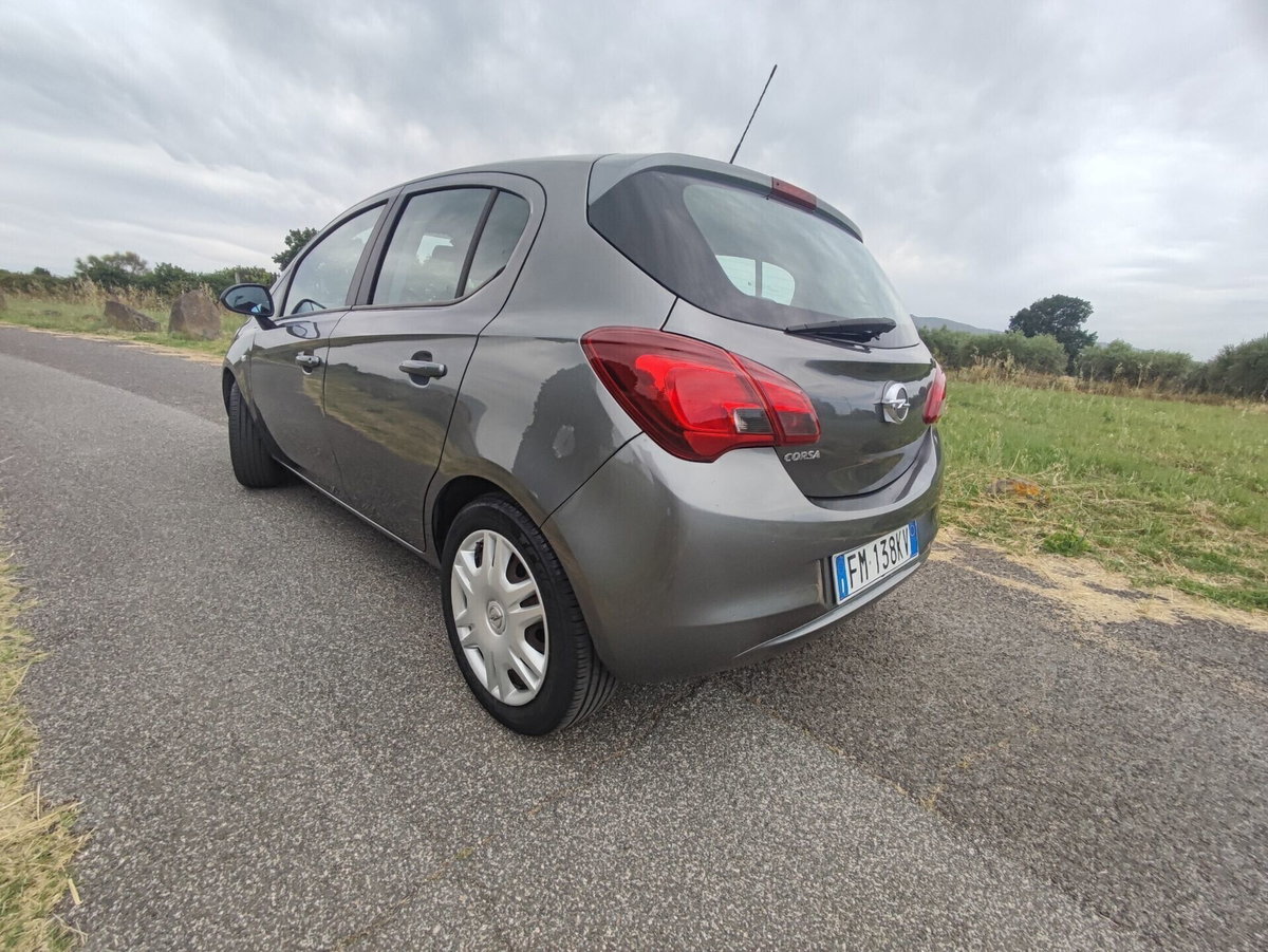 Opel Corsa 1.2 5 porte b-Color (7)