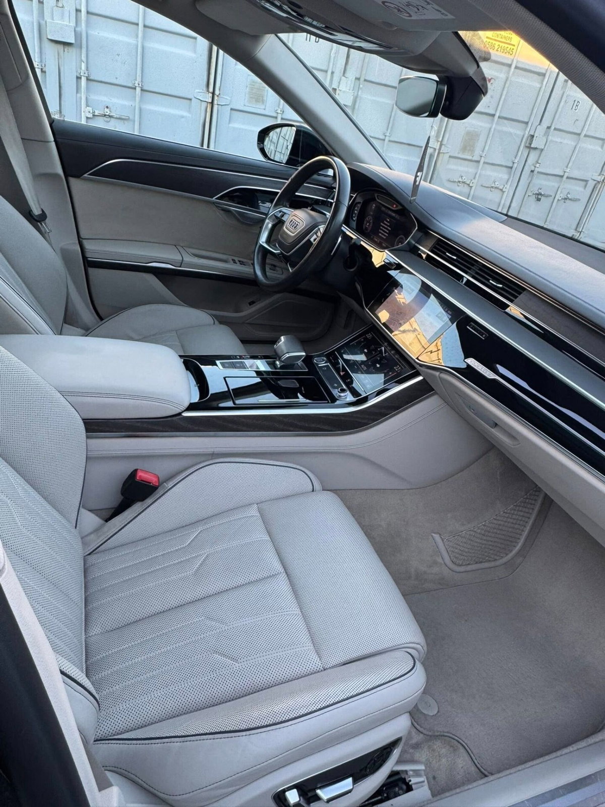 Audi A8 L 60 TDI 4.0 quattro tiptronic (12)