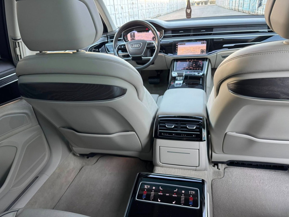 Audi A8 L 60 TDI 4.0 quattro tiptronic (16)