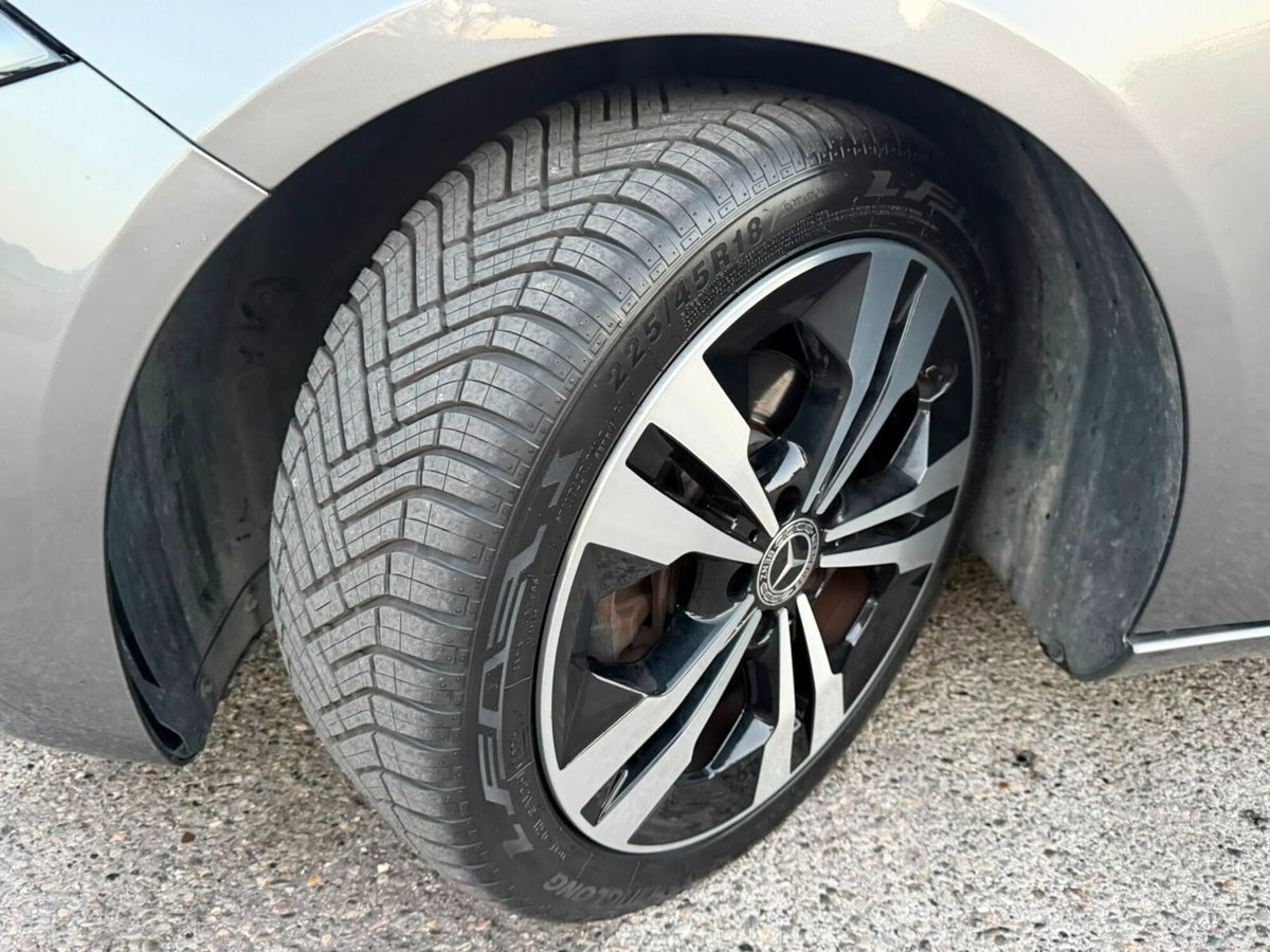 Mercedes-Benz Classe A 180 d Automatic Executive (12)