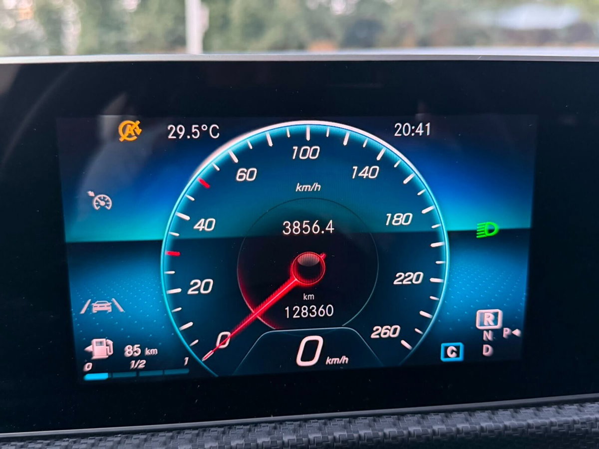 Mercedes-Benz Classe A 180 d Automatic Executive (14)