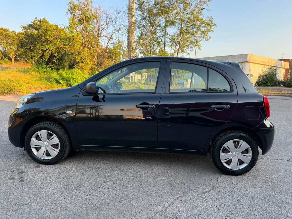 Nissan Micra 1.2 12V 5 porte Tekna (3)