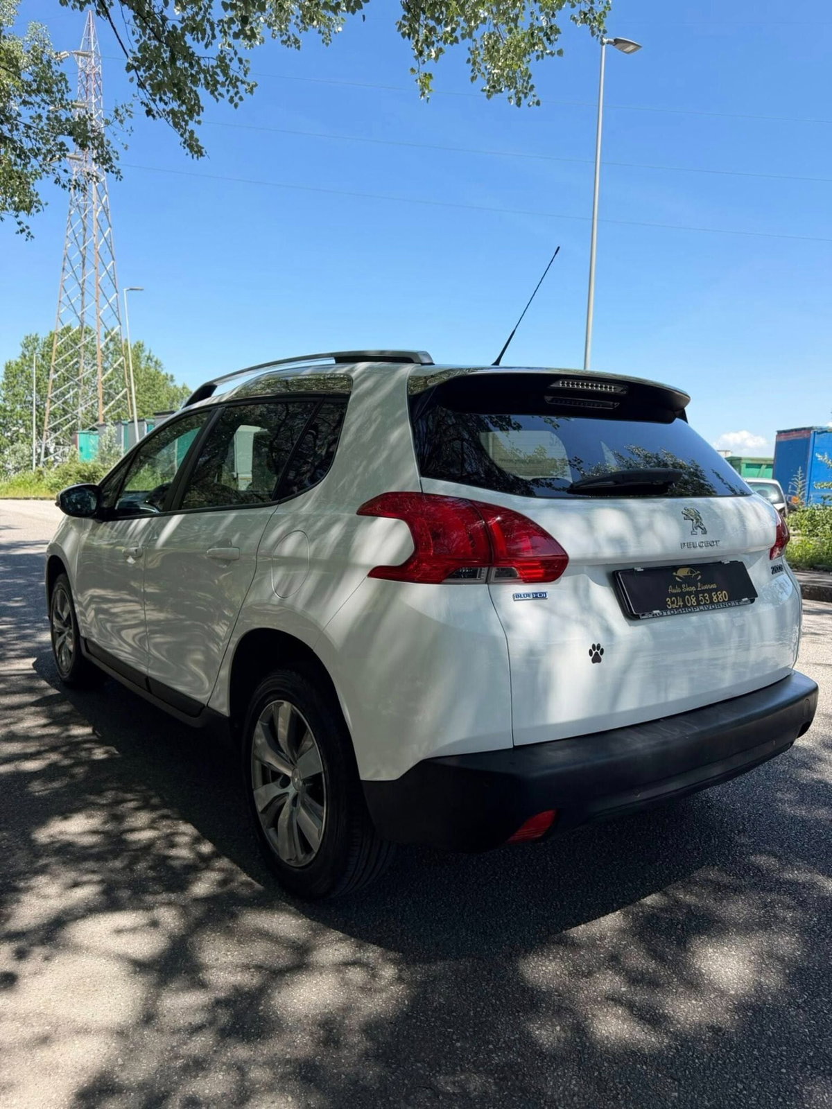 Peugeot 2008 100 Black Matt (2)