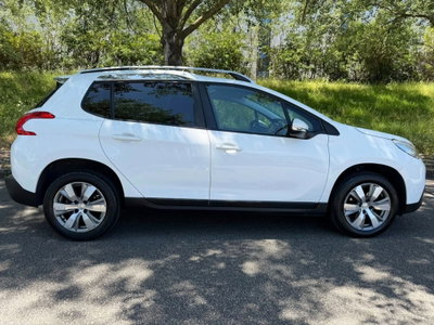 Peugeot 2008 100 Black Matt (8)