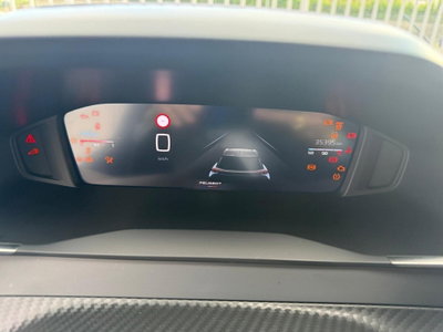 Peugeot 2008 1.2 turbo Allure 100cv (7)