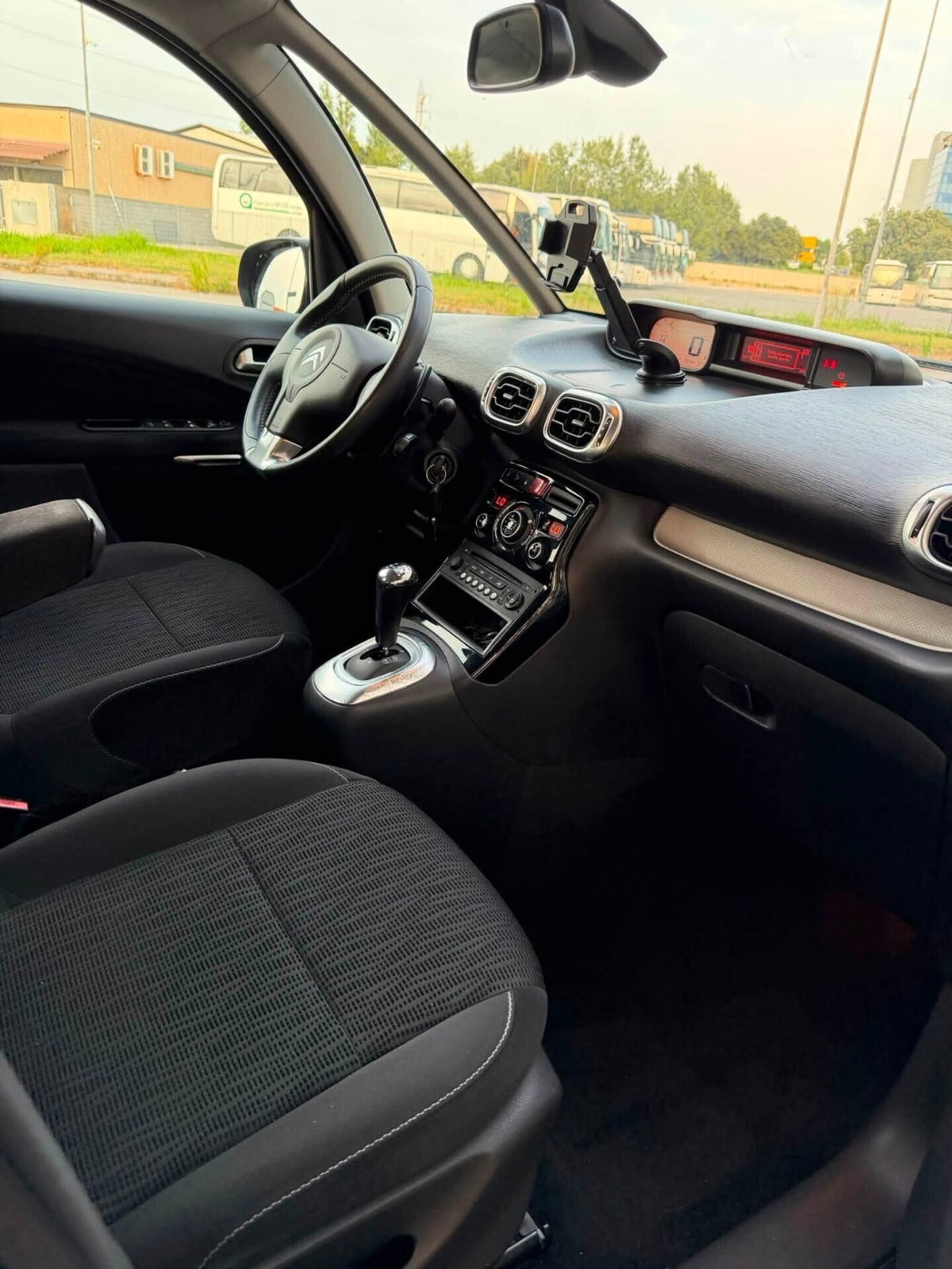 Citroen C3 Picasso 1.6 VTi 120 CMP-6 Exclusive (11)