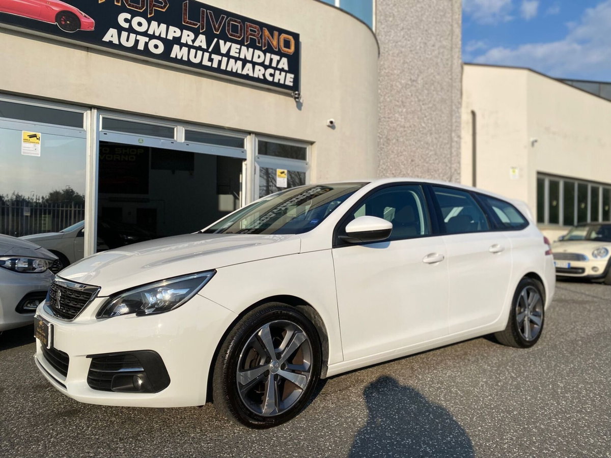 Peugeot 308 BlueHDi 130 S&S GT Line (2)