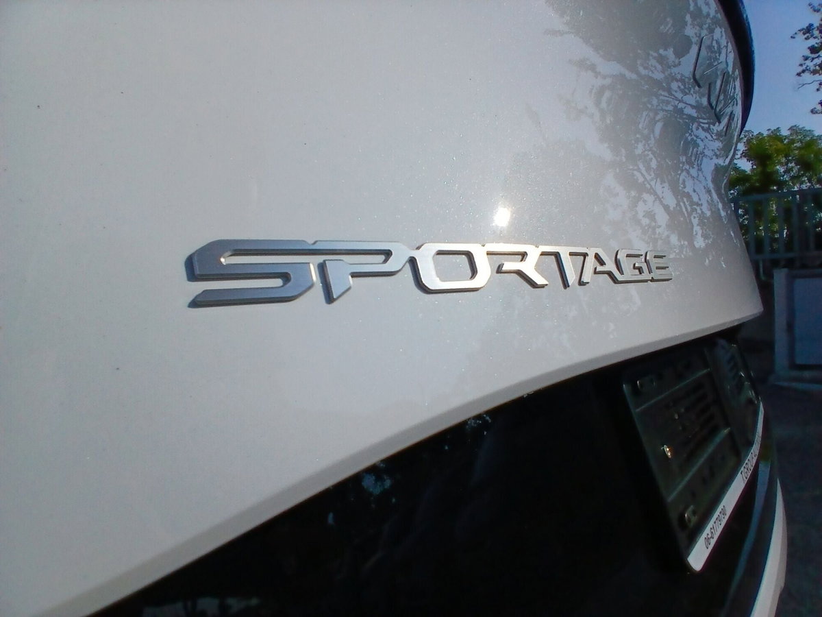 Kia Sportage 1.6 crdi mhev GT-line Plus dct (16)