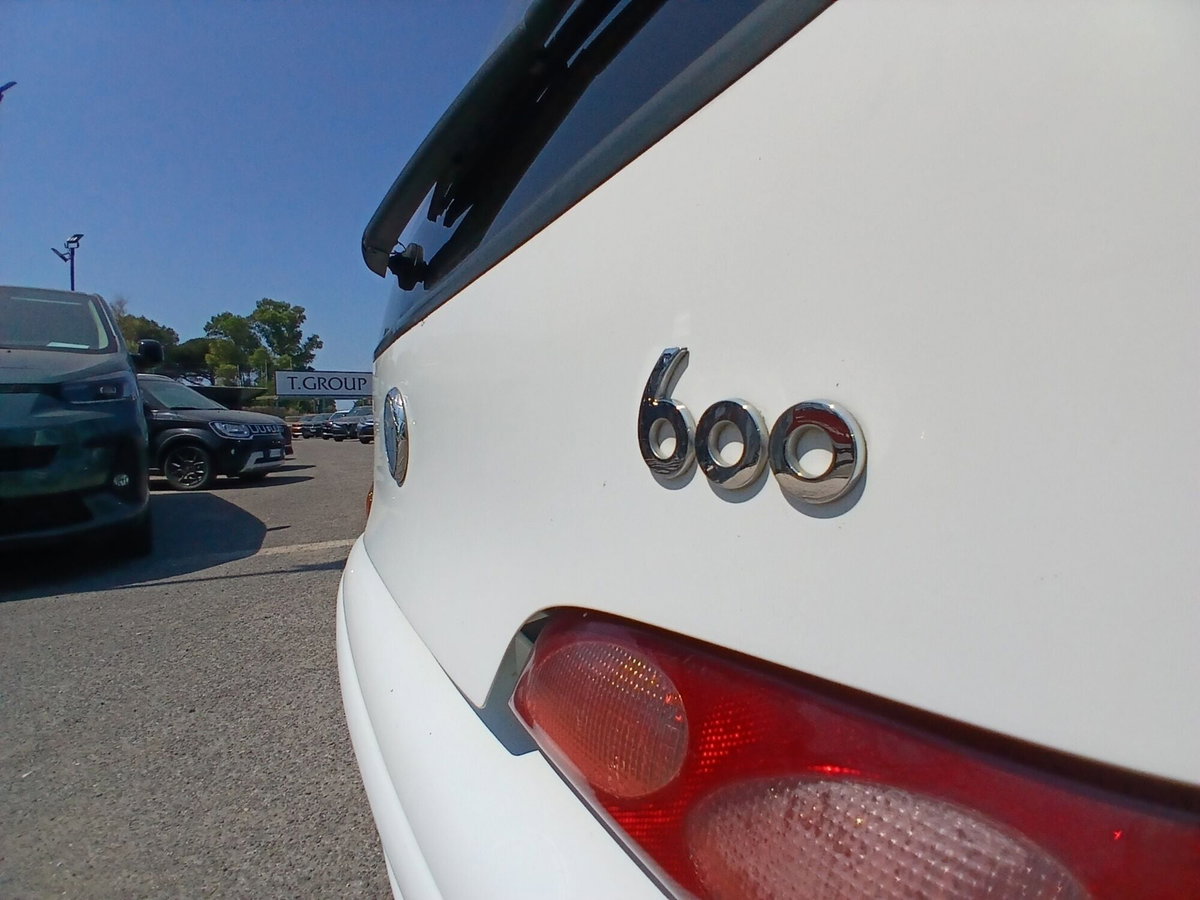Fiat 600 1.1 50th Anniversary (13)