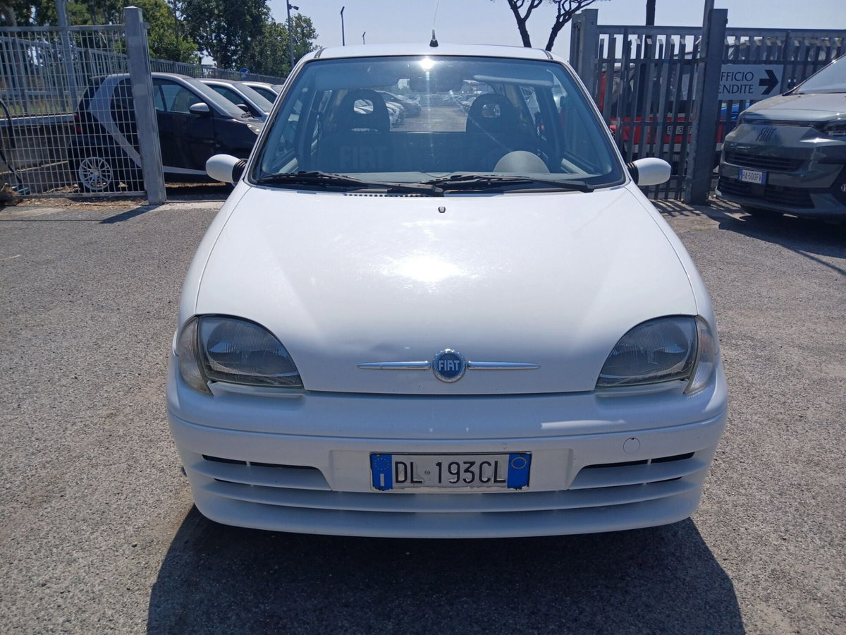 Fiat 600 1.1 50th Anniversary (2)