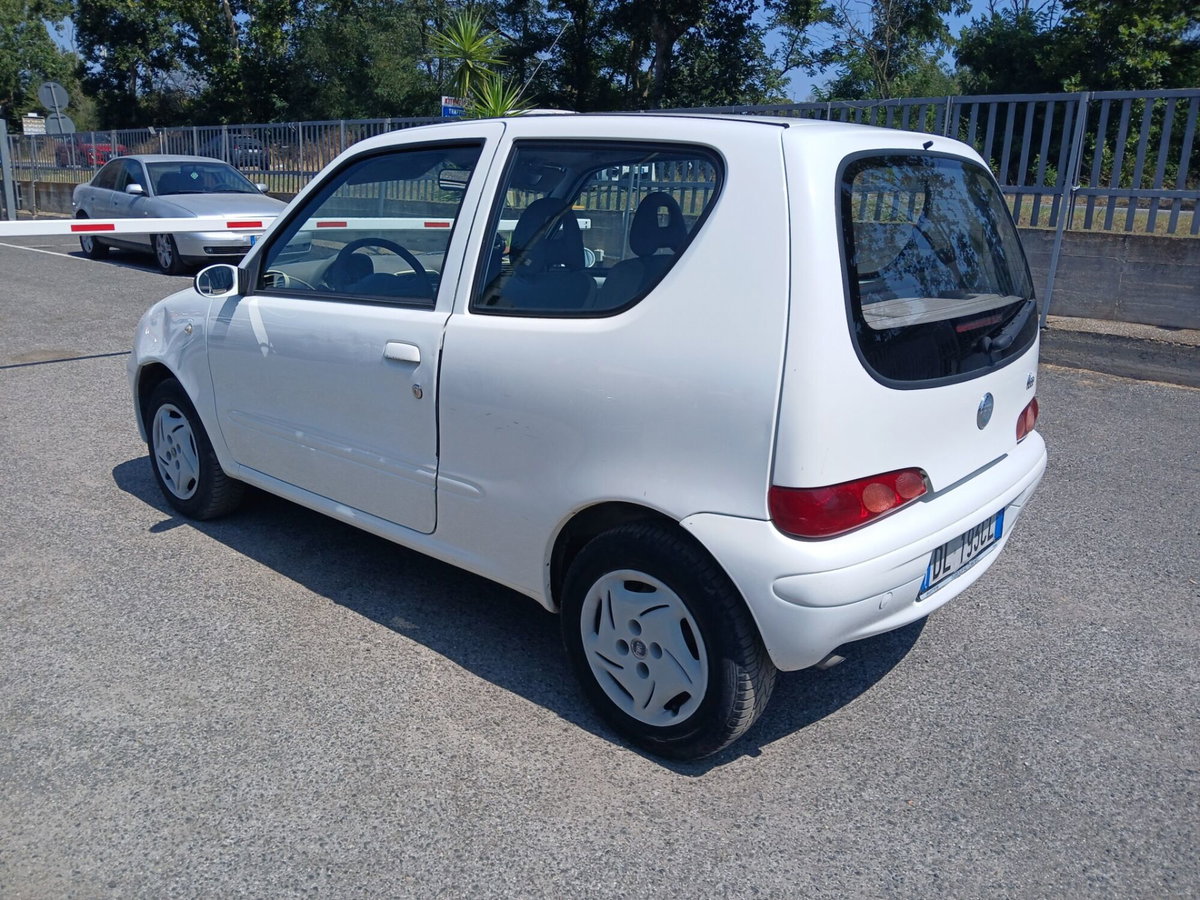 Fiat 600 1.1 50th Anniversary (7)