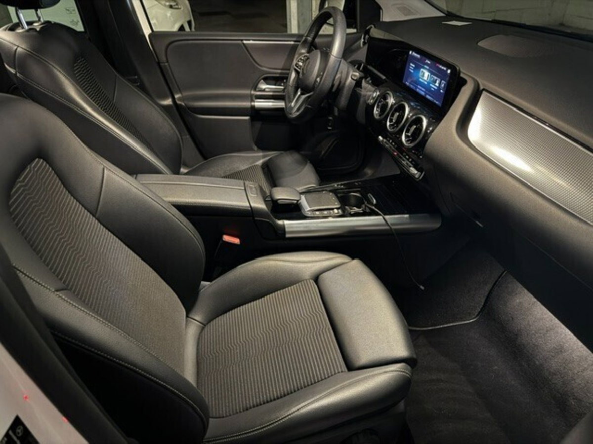 Mercedes-Benz Classe B 200 d Automatic Sport Plus (10)