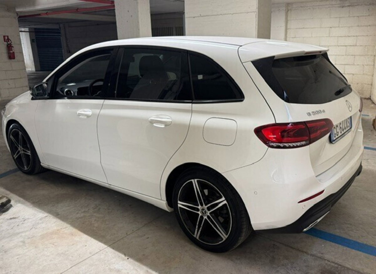 Mercedes-Benz Classe B 200 d Automatic Sport Plus (4)