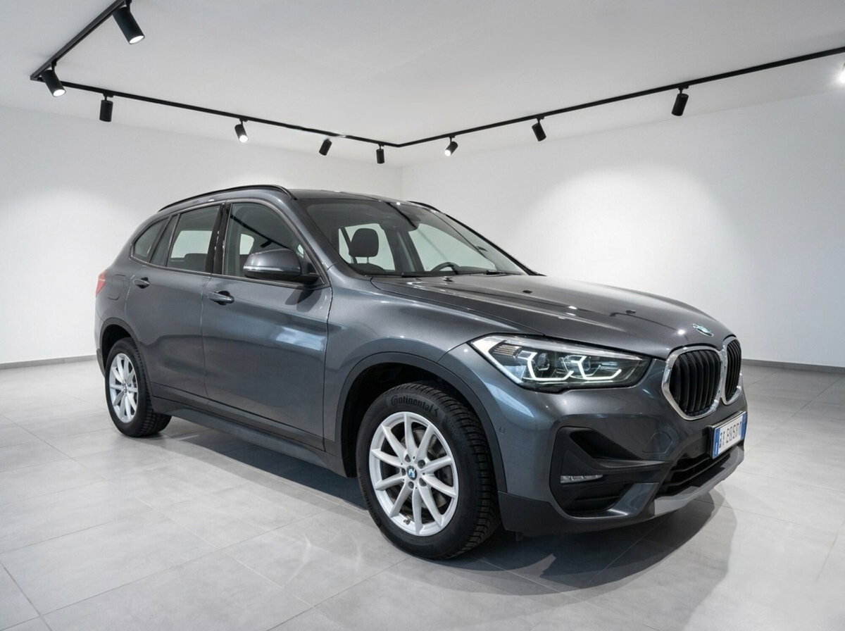 BMW X1 sDrive18d Business Advantage (3)