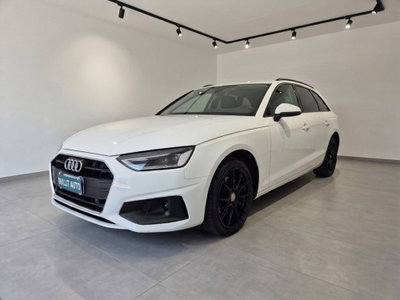 Audi A4 Avant 30 TDI/136 CV S tronic S line edition nuova