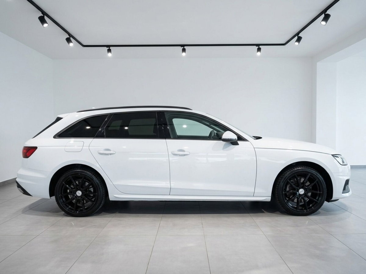 Audi A4 Avant 30 TDI/136 CV S tronic S line edition (4)