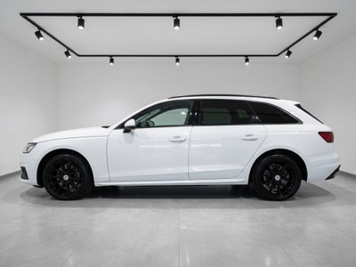 Audi A4 Avant 30 TDI/136 CV S tronic S line edition (8)