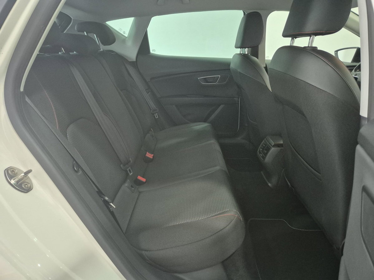 SEAT Leon 2.0 TDI 150 CV DSG 5p. Start/Stop FR (11)