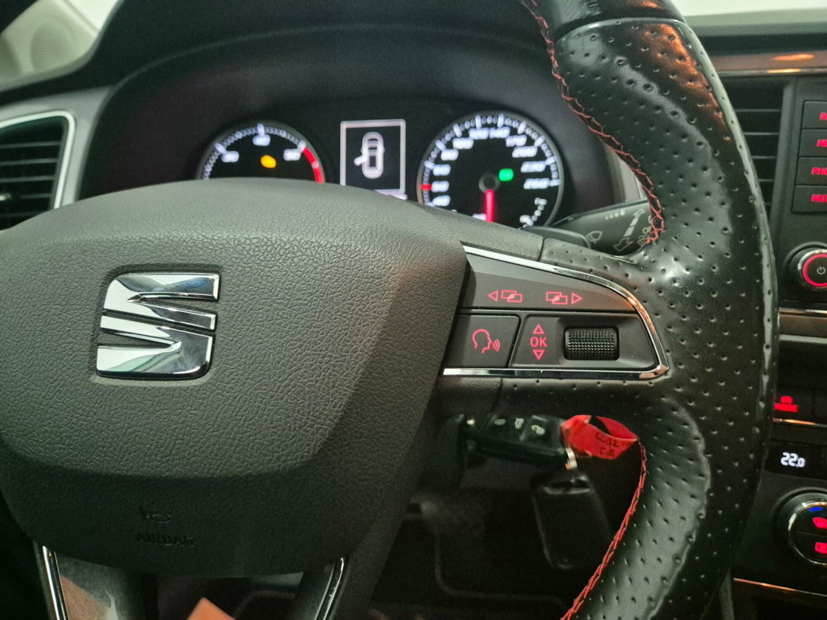SEAT Leon 2.0 TDI 150 CV DSG 5p. Start/Stop FR (16)