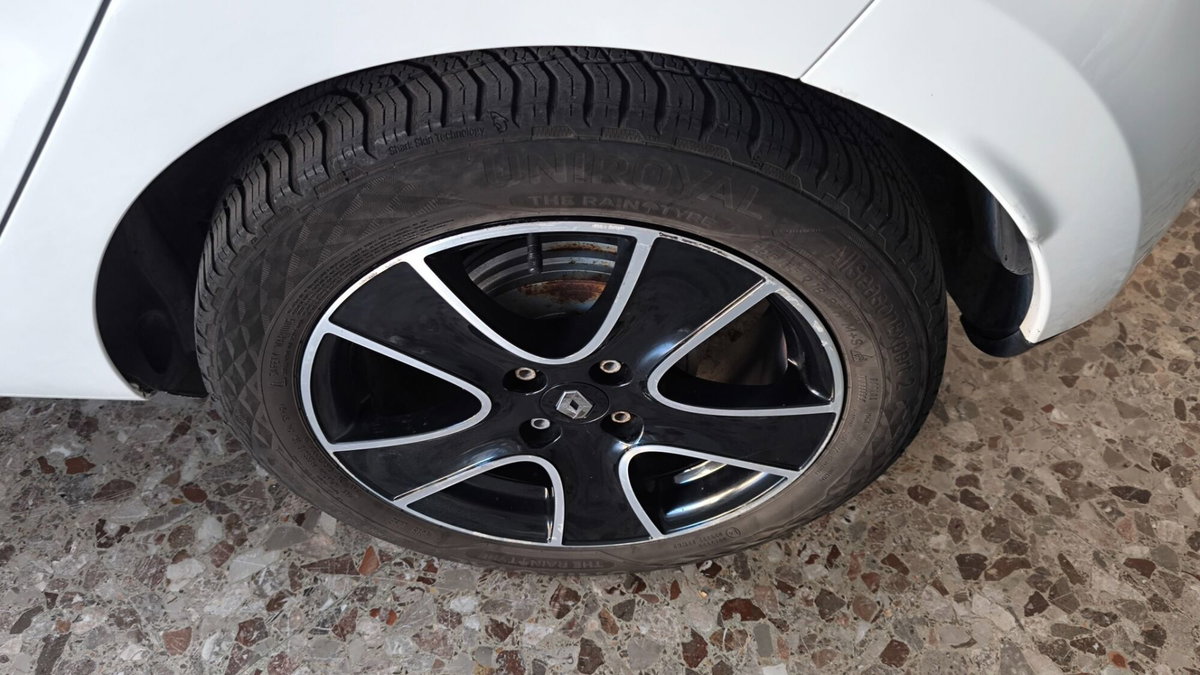 Renault Clio dCi 8V 75 CV Start&Stop 5 porte Energy Duel (15)