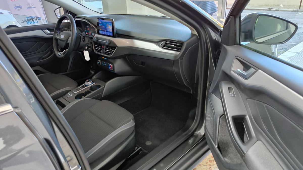 Ford Focus Station Wagon 1.5 EcoBlue 120 CV automatico SW Business Co-Pilot (17)