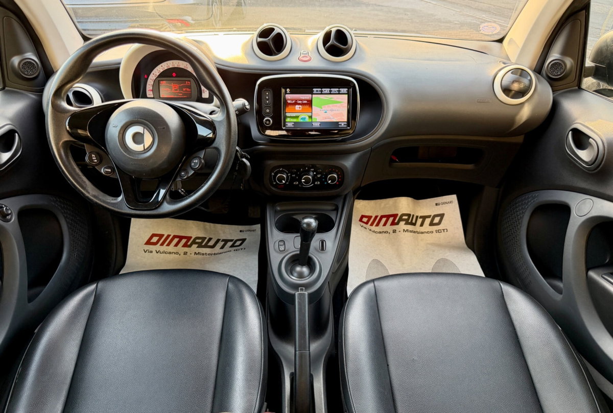 smart Fortwo 70 1.0 Passion (9)