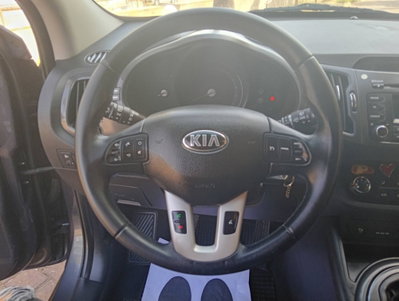 Kia Sportage 1.7 CRDI VGT 2WD Class (8)