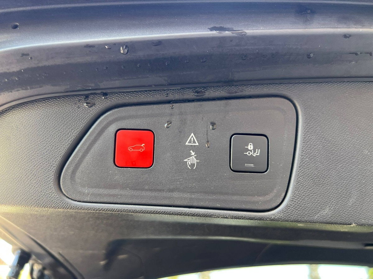 Peugeot 3008 BlueHDi 120 S&S GT Line (13)
