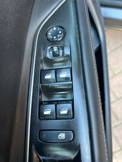 Peugeot 3008 BlueHDi 120 S&S GT Line (15)
