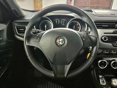Alfa Romeo Giulietta 1.6 JTDm-2 Progression c/CL (4)
