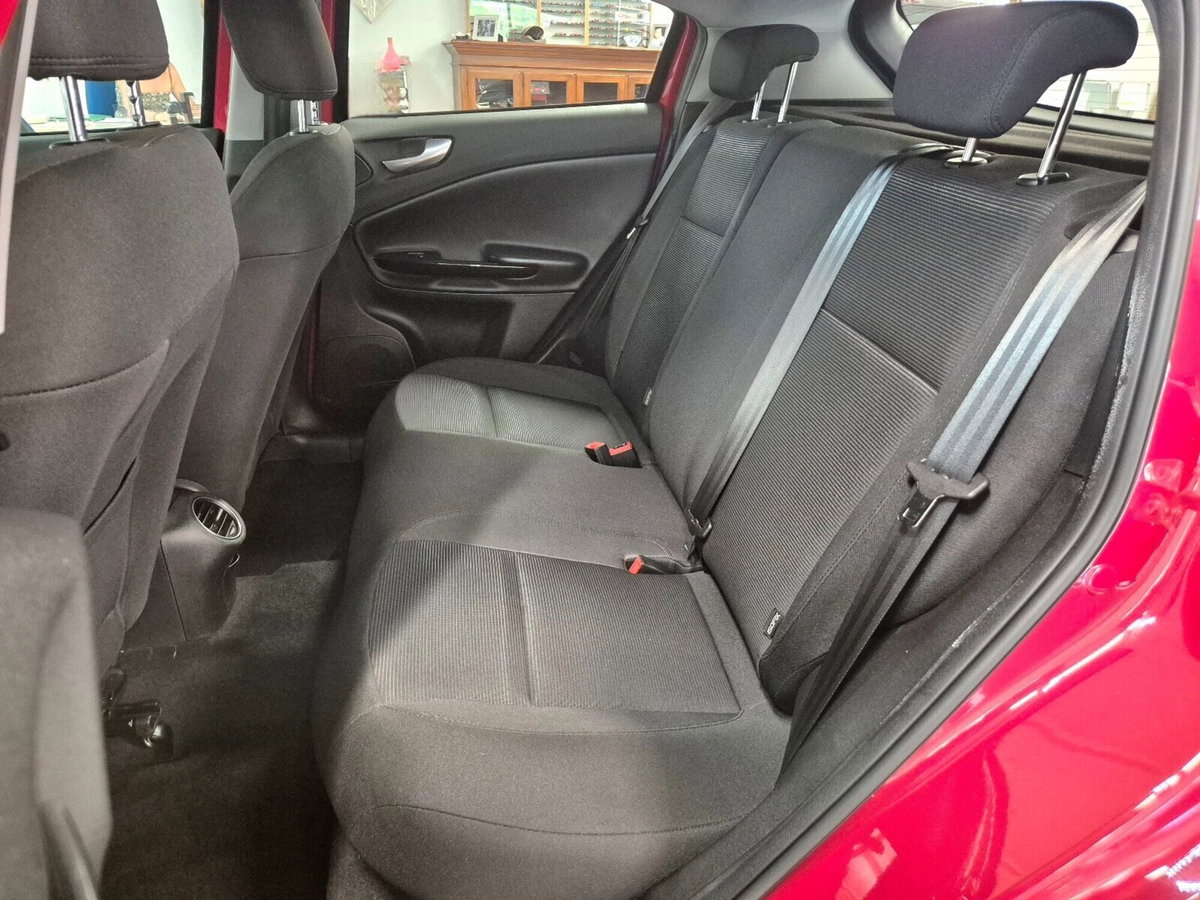 Alfa Romeo Giulietta 1.6 JTDm-2 Progression c/CL (9)