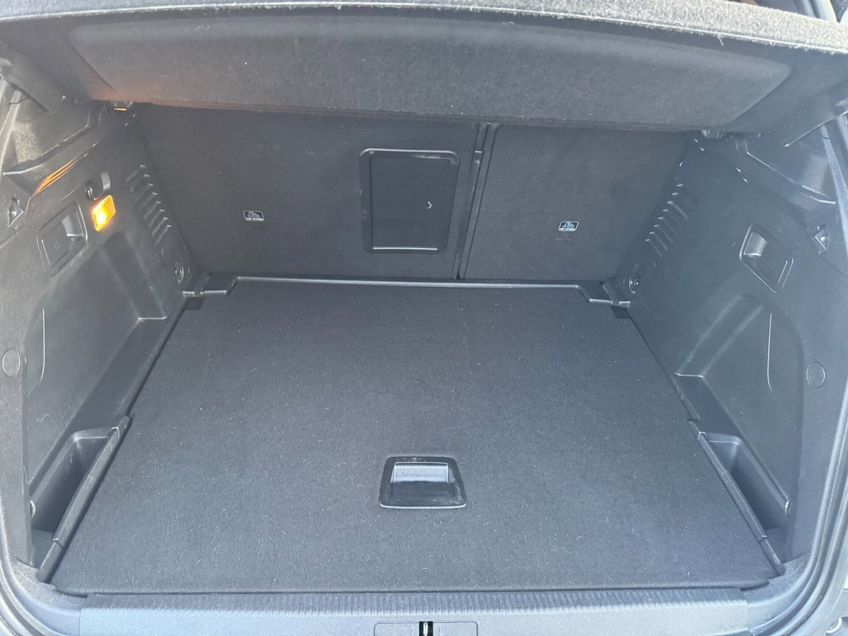 Peugeot 3008 BlueHDi 130 S&S EAT8 GT Pack (19)