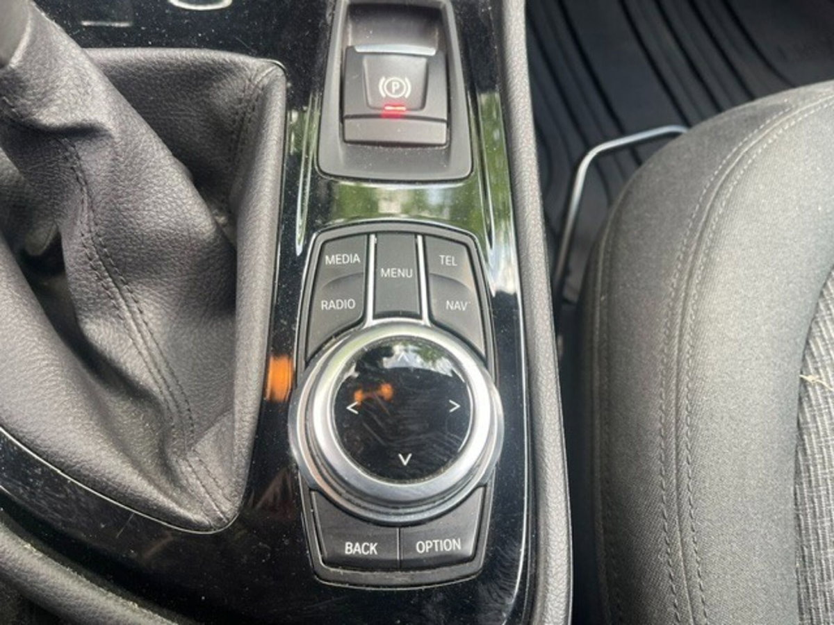 BMW Serie 2 Active Tourer 218i (14)