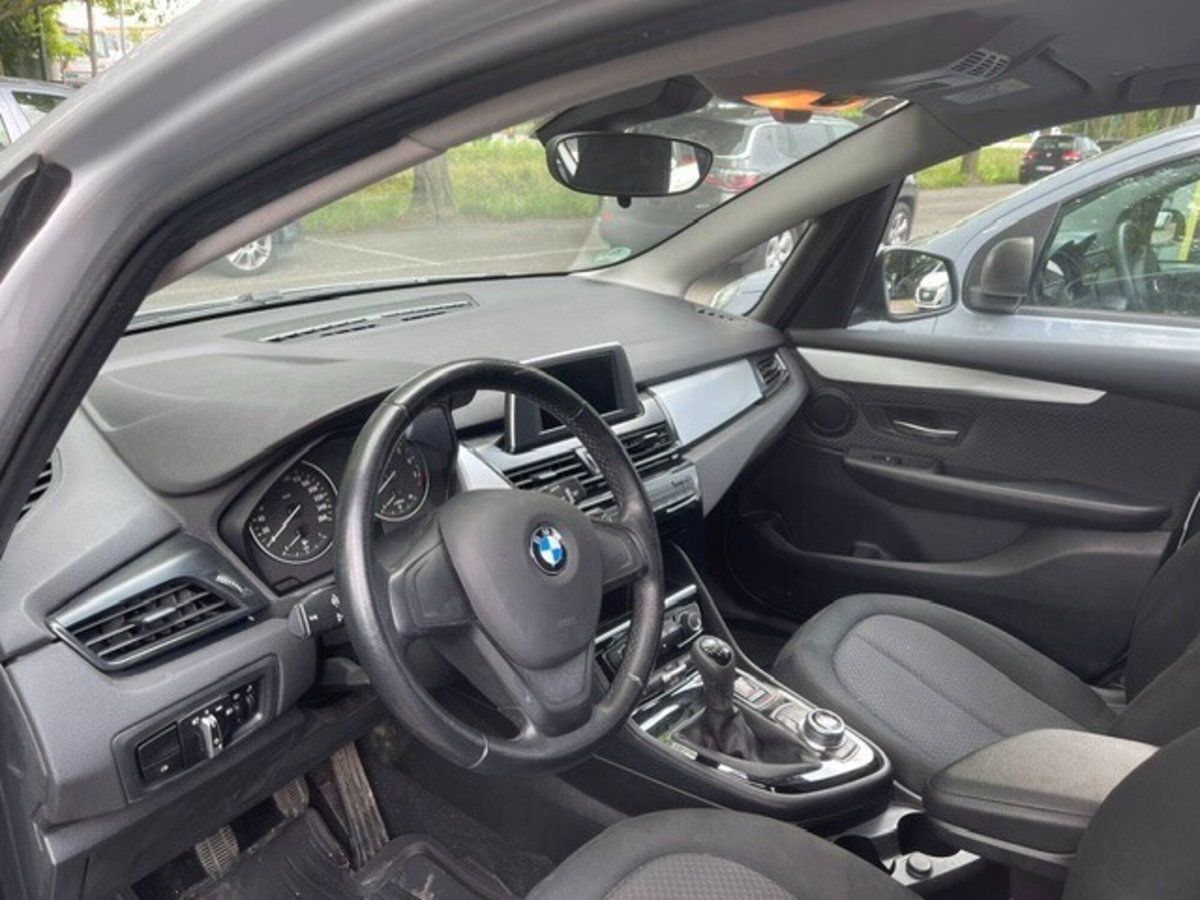 BMW Serie 2 Active Tourer 218i (8)