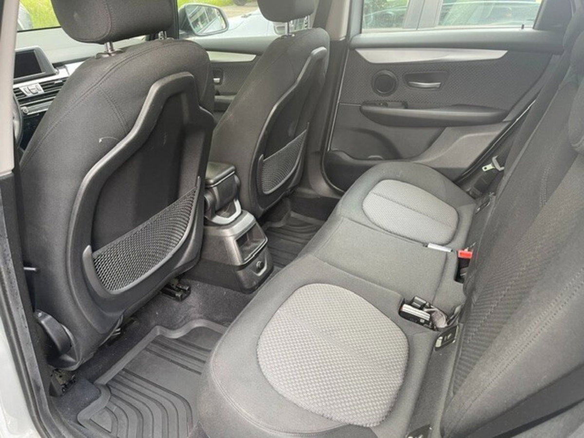 BMW Serie 2 Active Tourer 218i (9)