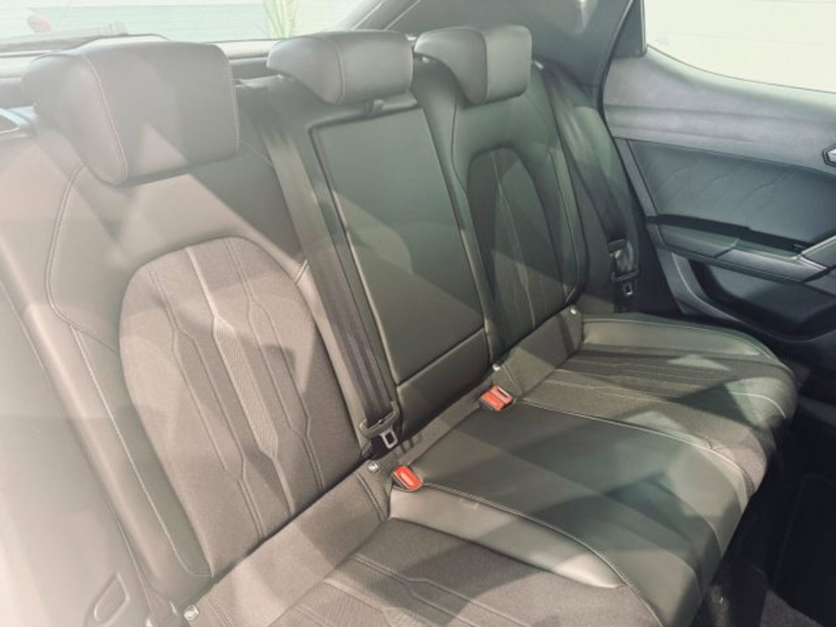 Cupra Leon Leon 1.5 hybrid 150cv dsg (14)