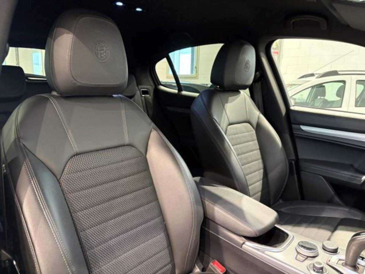 Alfa Romeo Stelvio Stelvio 2.2 Turbodiesel 190 CV AT8 Q4 Sprint (14)