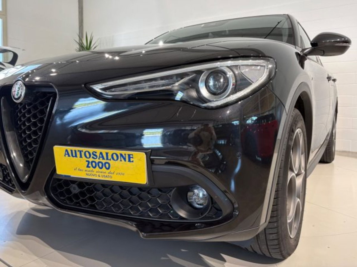 Alfa Romeo Stelvio Stelvio 2.2 Turbodiesel 190 CV AT8 Q4 Sprint (17)