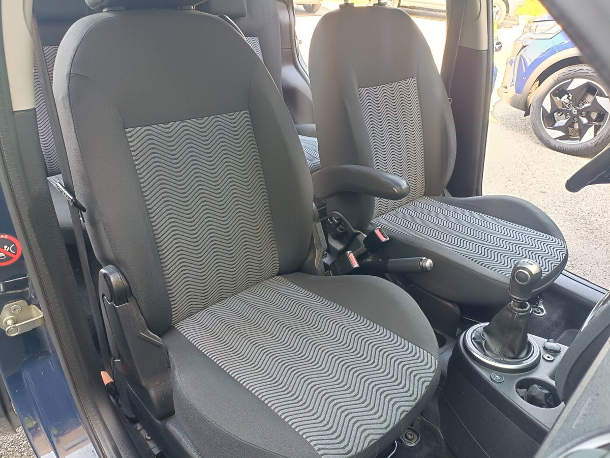 Ford Fusion UAV 1.4 16V 5p. Bz.- GPL (11)