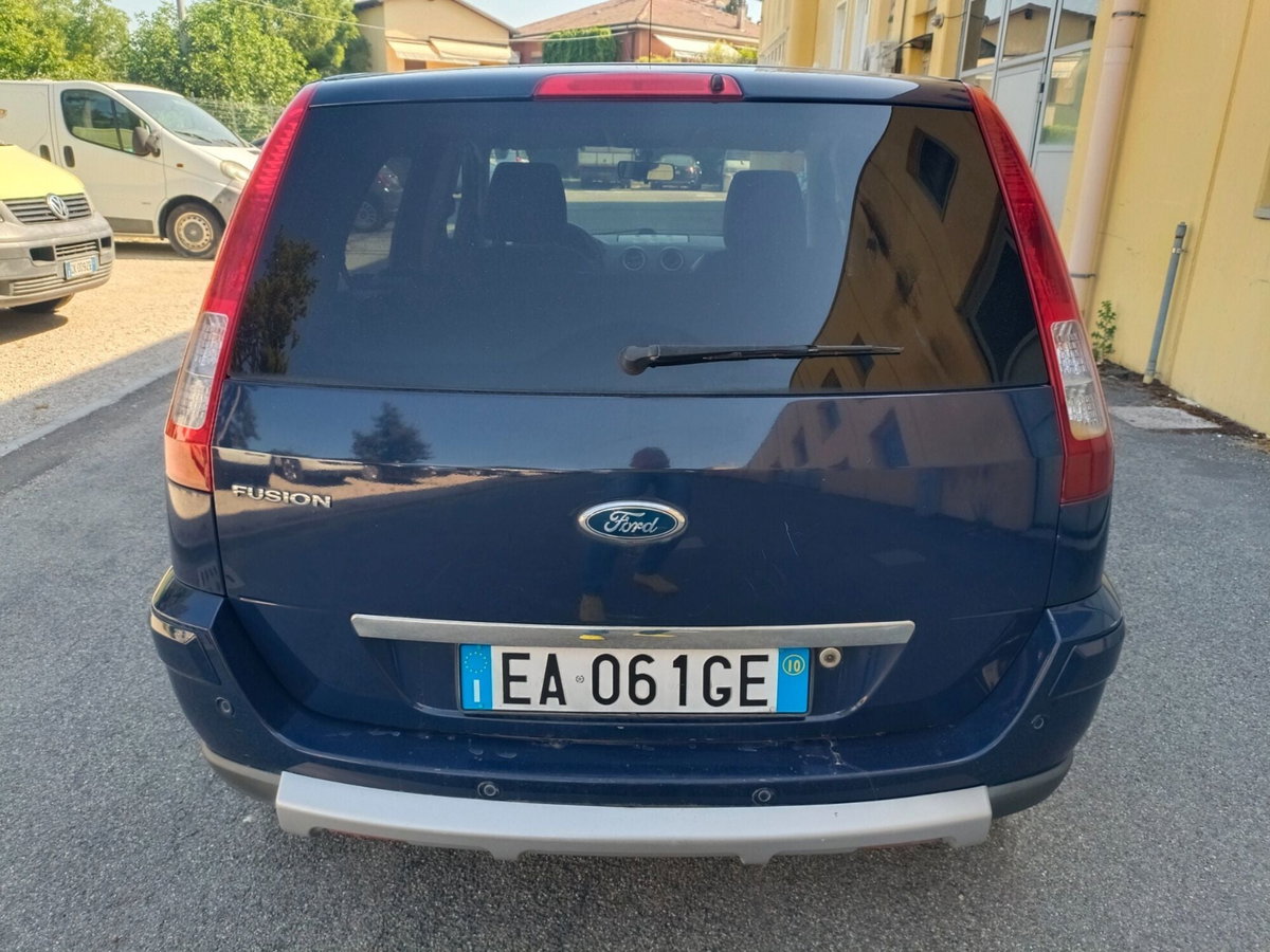 Ford Fusion UAV 1.4 16V 5p. Bz.- GPL (8)