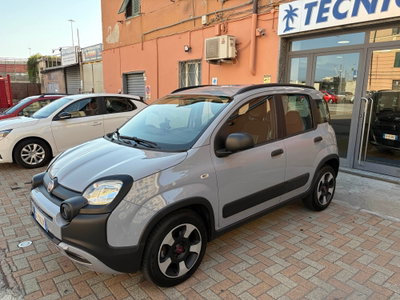 Fiat Panda 1.0 FireFly S&S Hybrid City Cross usata