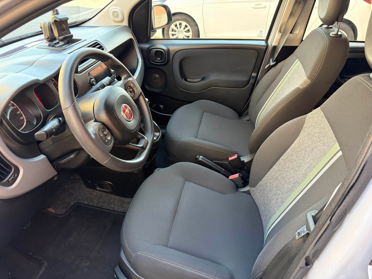 Fiat Panda 1.0 FireFly S&S Hybrid City Cross (8)
