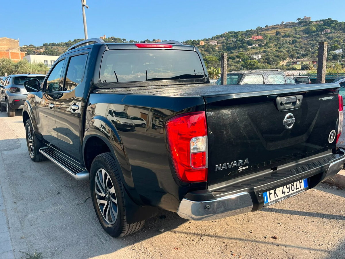 Nissan Navara 2.3 dCi 190 CV 7AT 4WD Double Cab N-Connecta (8)