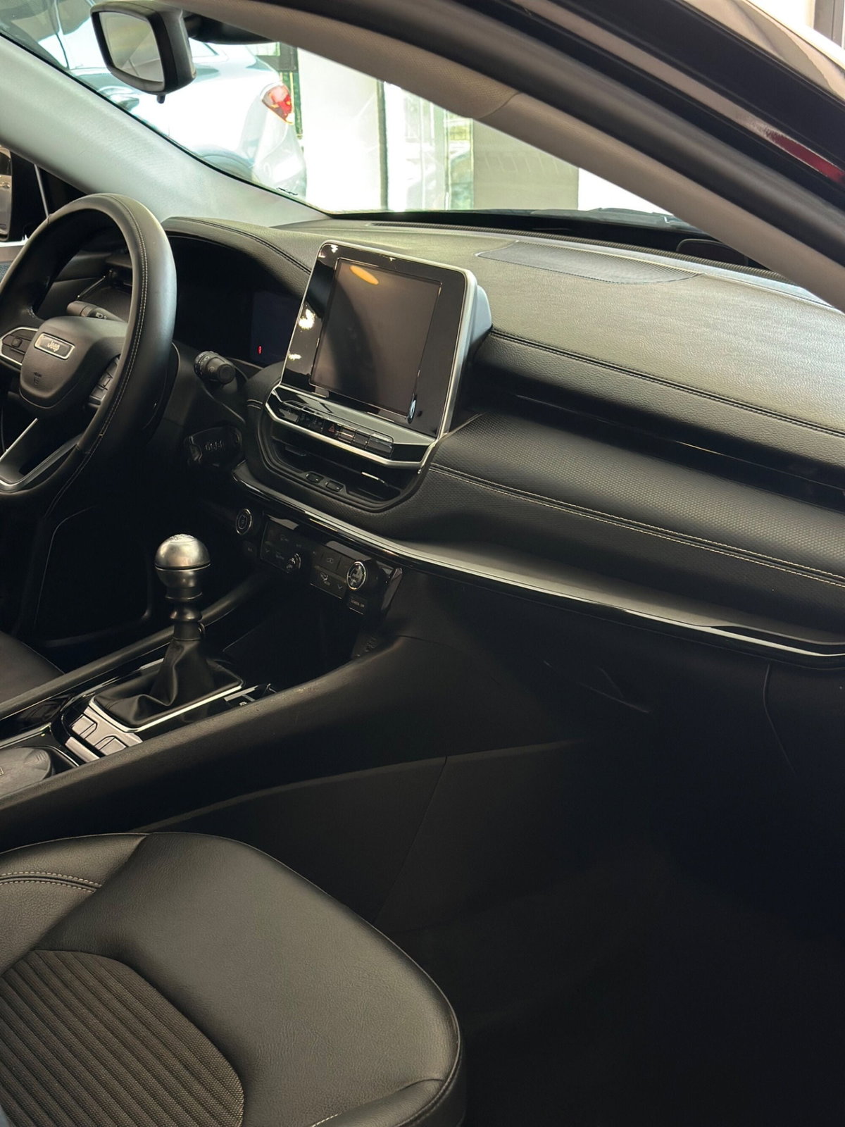 Jeep Compass 1.6 Multijet II 2WD Limited (11)