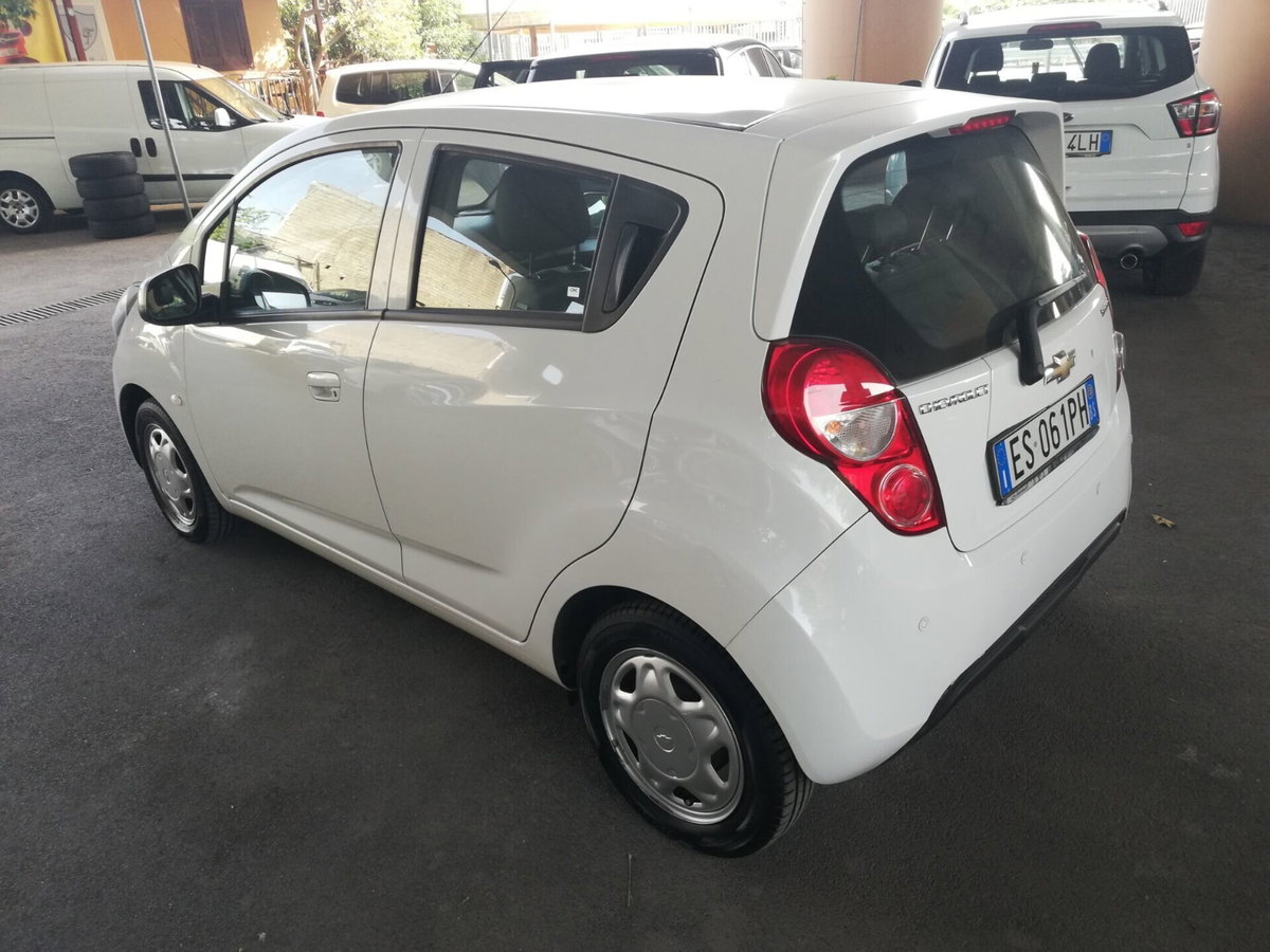 Chevrolet Spark 1.2 LTZ GPL (4)