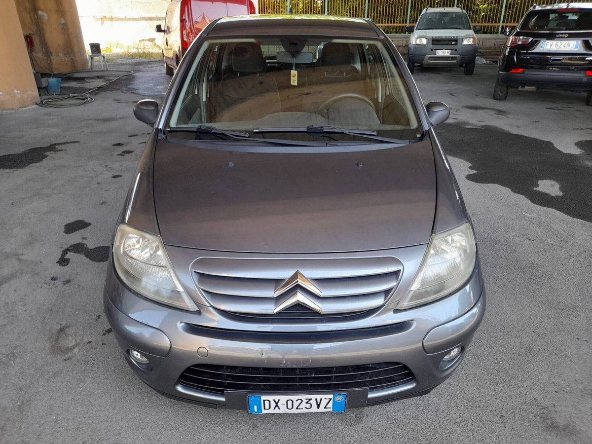 Citroen C3 1.1 airdream Exclusive Style (2)