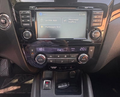 Nissan Qashqai 1.6 dCi 2WD Tekna (11)